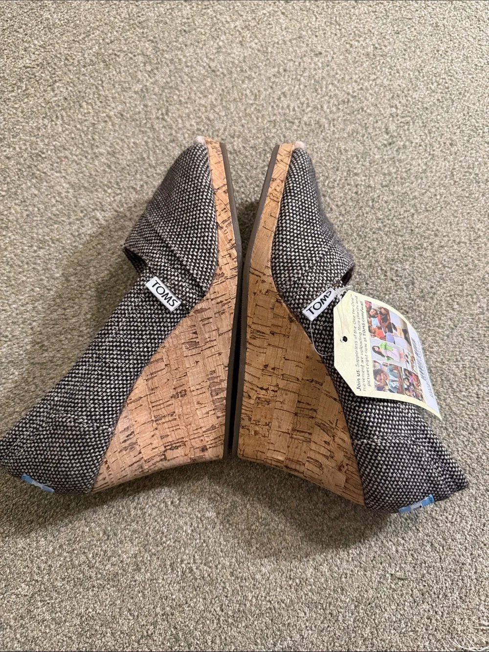 TOMS Stella cork wedge heel size 5 brown gold herringbone tweed peep toe